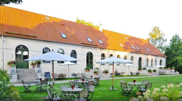 Pracownik hotelu